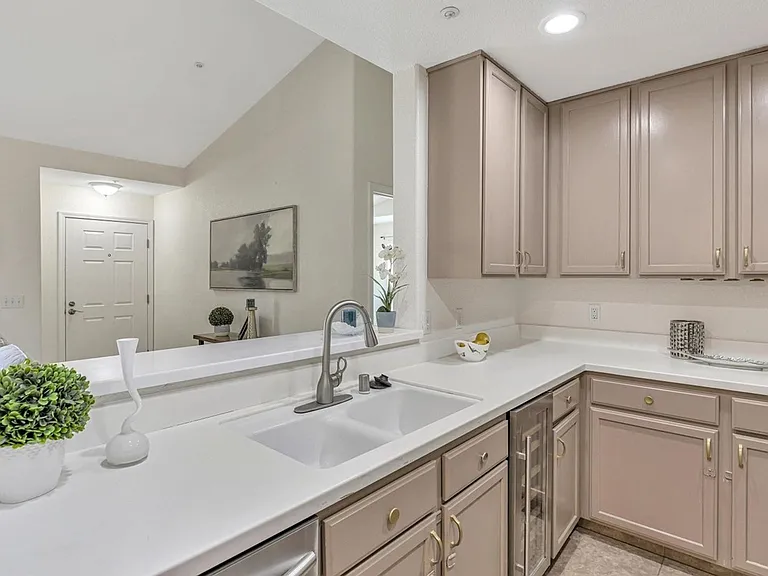 614 Norris Canyon Ter — Photo 21
