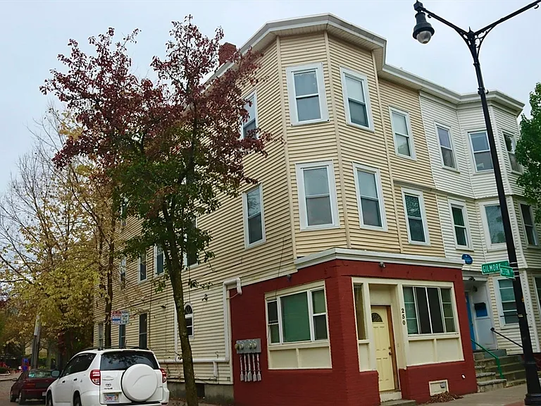 250-252 Western Ave #1 — Photo 13
