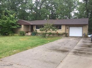 636 Riverview Ct, Whitehall, MI 49461