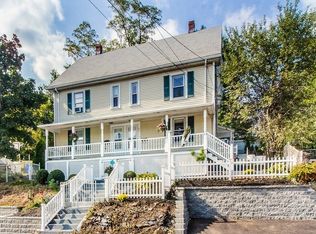 11 Lake Ave #11, Woburn, MA 01801