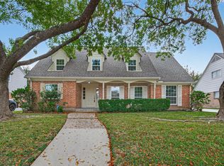 11519 Piping Rock Dr, Houston, TX 77077