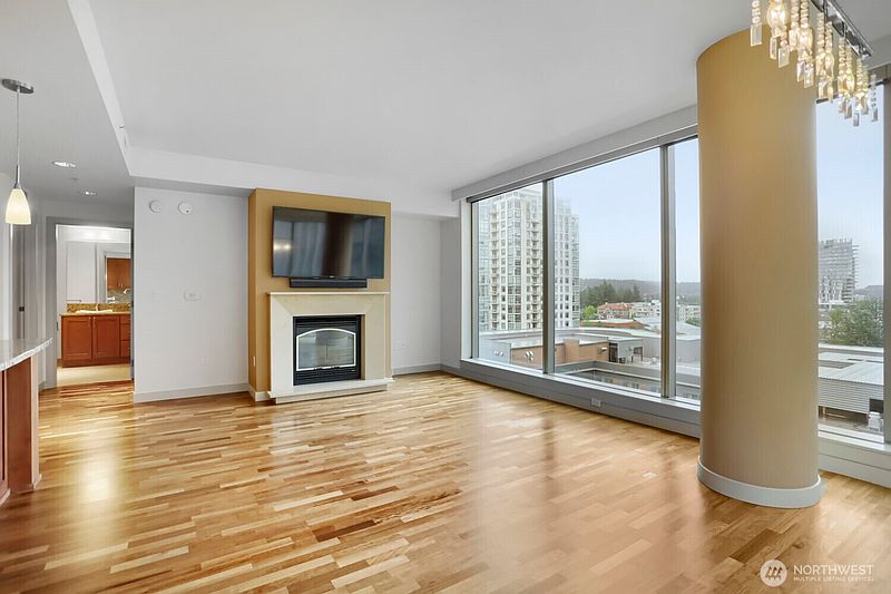 4th image of 10650 NE 9th Place #1520