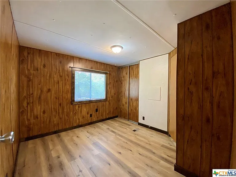 1240 Highview St — Photo 8