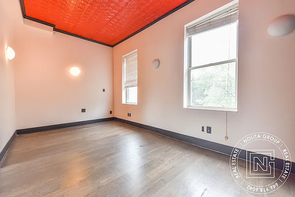 Rented by Nolita Group | media 4