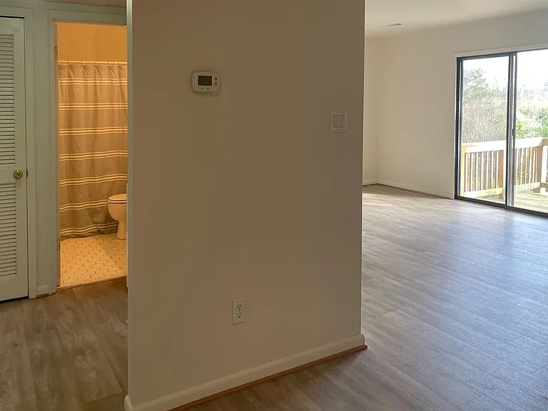 151 Albemarle Dr — Photo 7