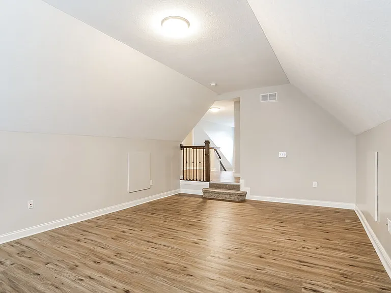 6048 Shreven Dr — Photo 10