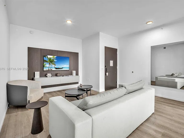 398 NE 5th St #Penthouse 4701 — Photo 20