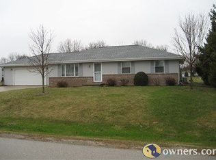 N1447 Evening Star Dr, Greenville, WI 54942