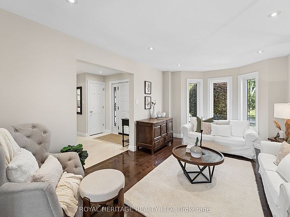 4th image of 63 Kennett Dr