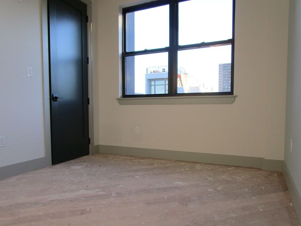 1st image of 102 Scholes St #3F1