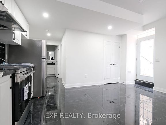 2nd image of 28 Elverton Cres #Basement