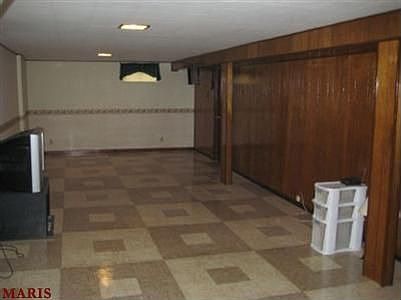 5th image of 165 Grenoble Ln