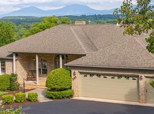 202 Mount Haven Dr, Forest, VA 24551