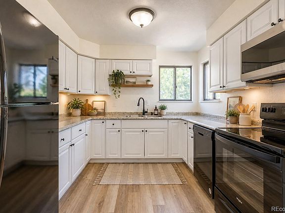 4th image of 5119 Chandler Way