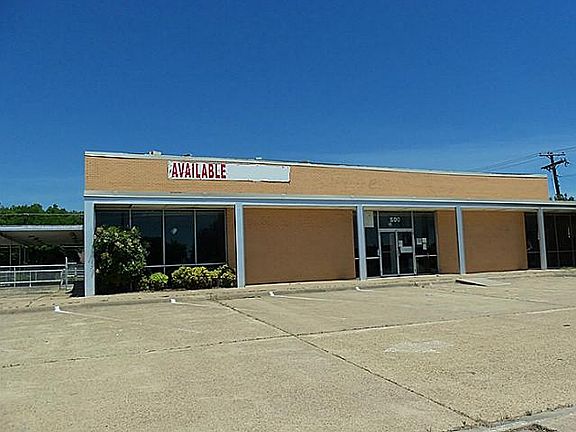 2nd image of 500 Lockwood Dr