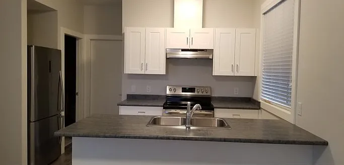 45991 4th Ave #1A — Photo 2