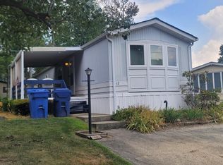 12 Whitman Rd, North Brunswick, NJ 08902