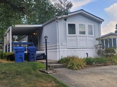 12 Whitman Rd, North Brunswick, NJ, 08902