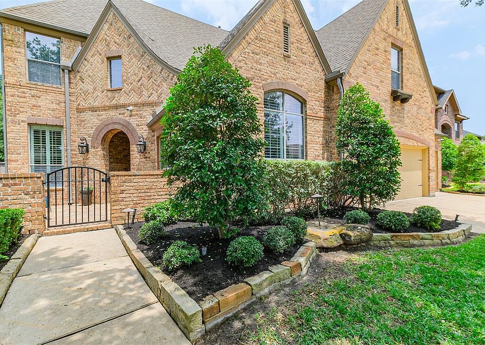 1st image of 25502 Greenwell Springs Lane