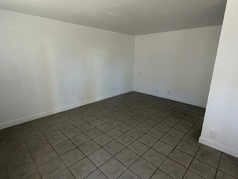 2304 Clifford Ave #67 — Photo 6