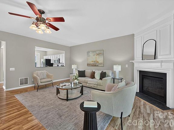 5th image of 3054 Castleberry Ct