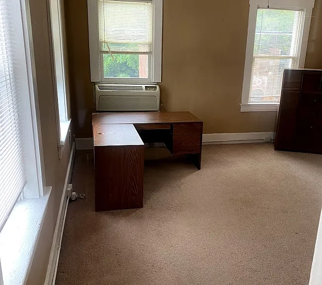 2333 W Clifton Ave #B2 — Photo 1