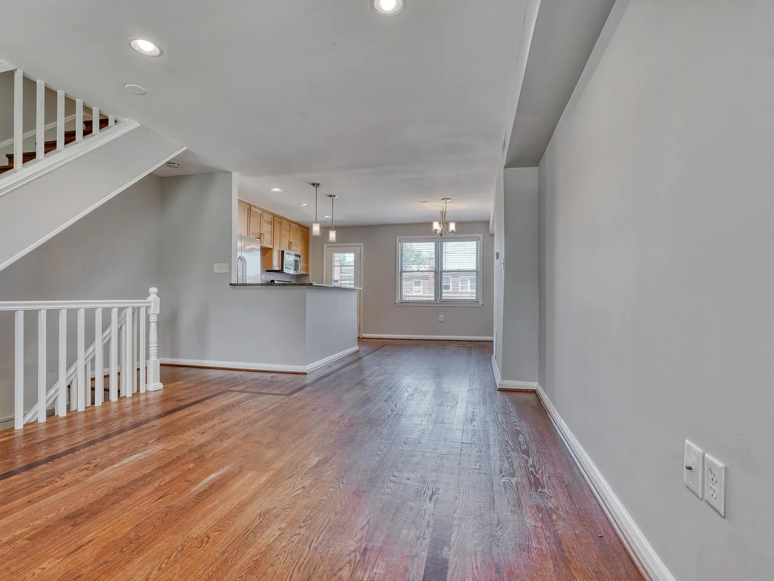 4 bed, 1536 sqft, $2,100 — Photo 4