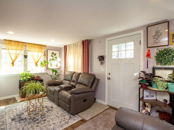 29 Glendale Ave, Brockton, MA 02301
