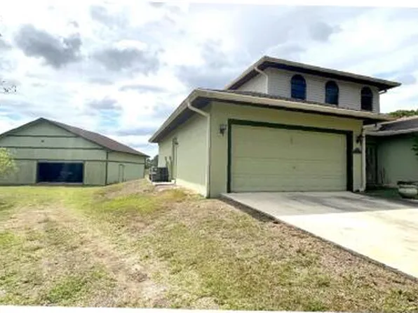 12455 Grumman Way, Port St Lucie, FL 34987