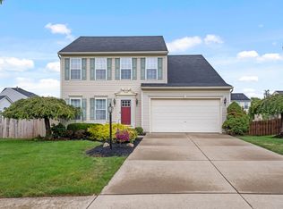 126 Granite Ct, Berea, OH 44017