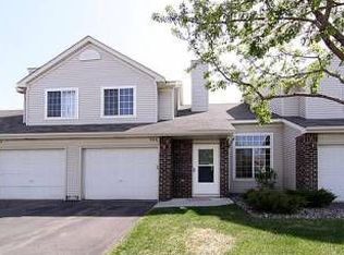 929 Old Steine Cir, New Brighton, MN 55112