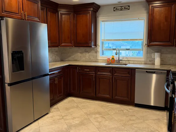 (undisclosed Address), Staten Island, NY 10312