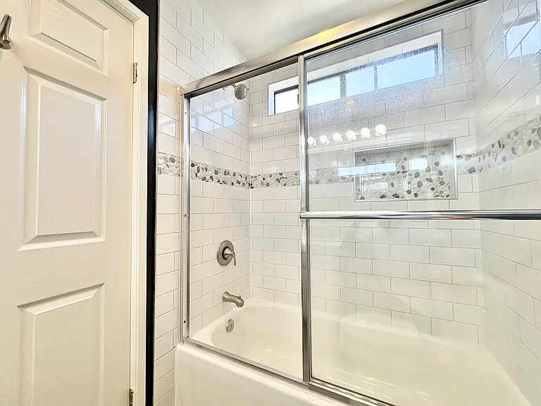 6204 Fulton Ave #1 — Photo 7