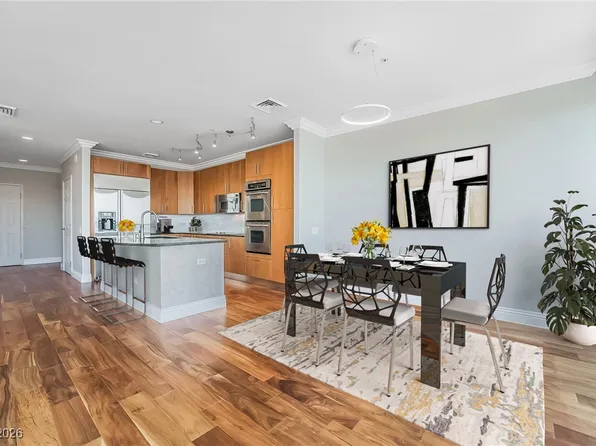 200 W Sahara Ave, Las Vegas, NV