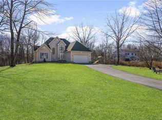 181 David Dr, Poughkeepsie, NY 12601