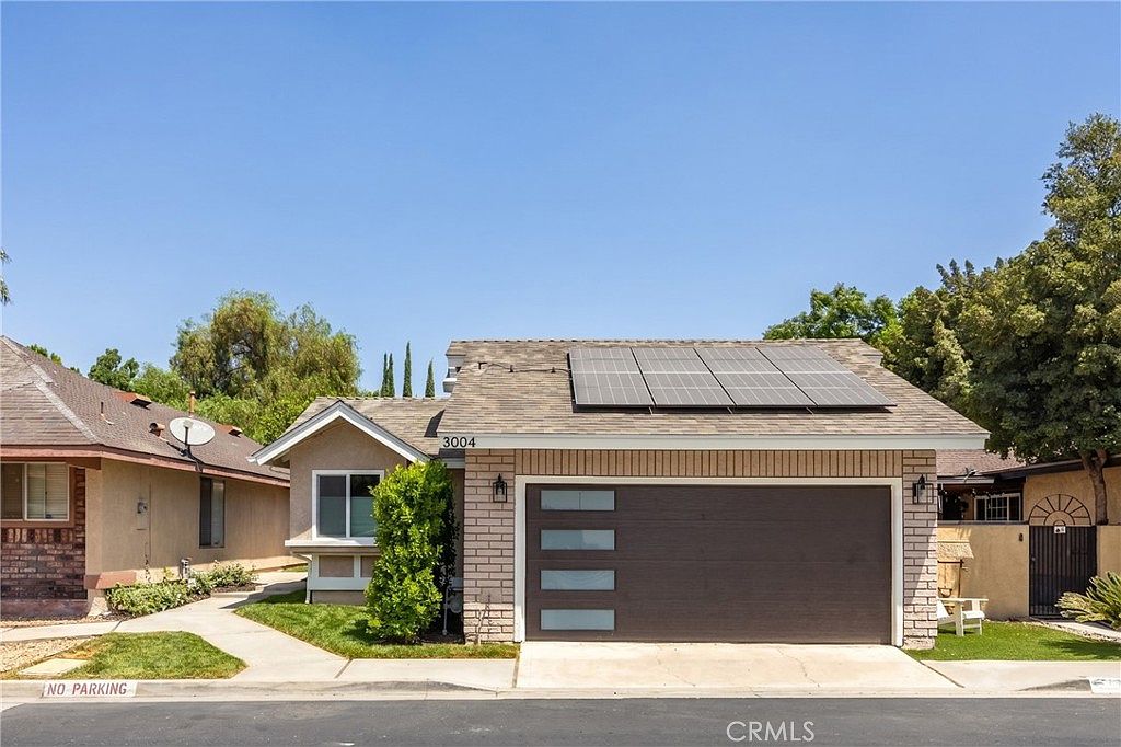 Listing photo 1 of 60