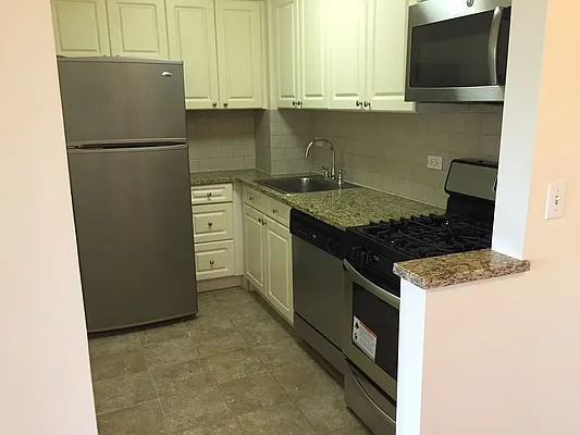 Rented by David Gmuca, LREB | media 11