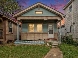 5306 Avenue M, Galveston, TX 77551