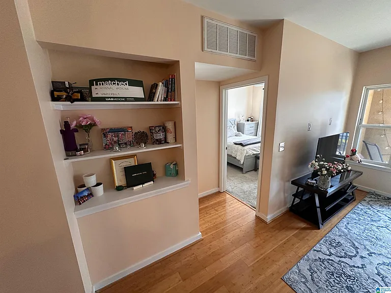 2020 5th Ave S #340 — Photo 15