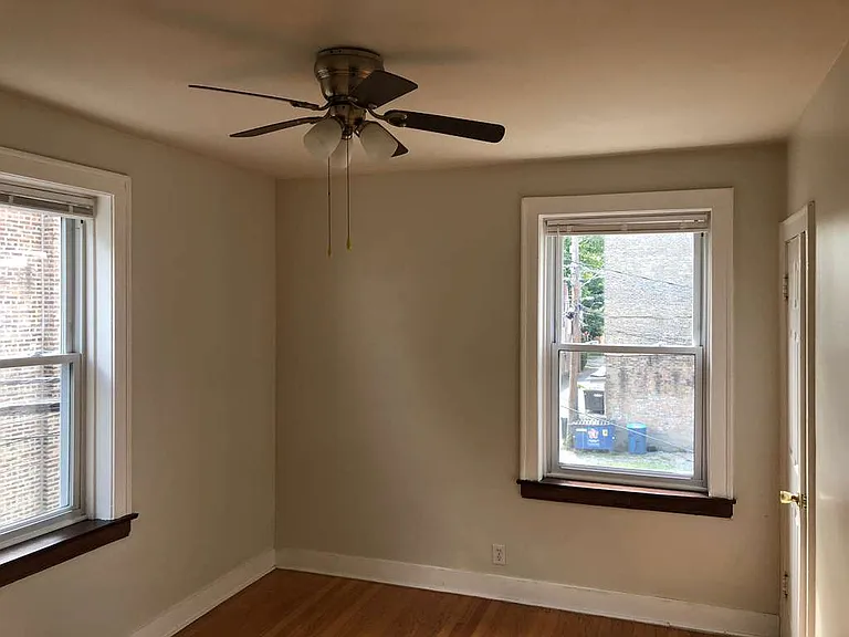 5548 N Sawyer Ave #2 — Photo 9