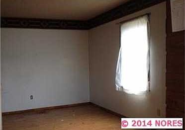 3rd image of 108 N Polk Ave
