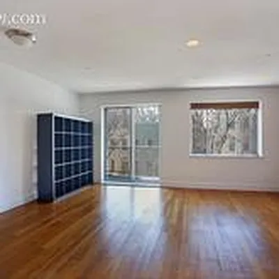 Rented by Compass | media 2