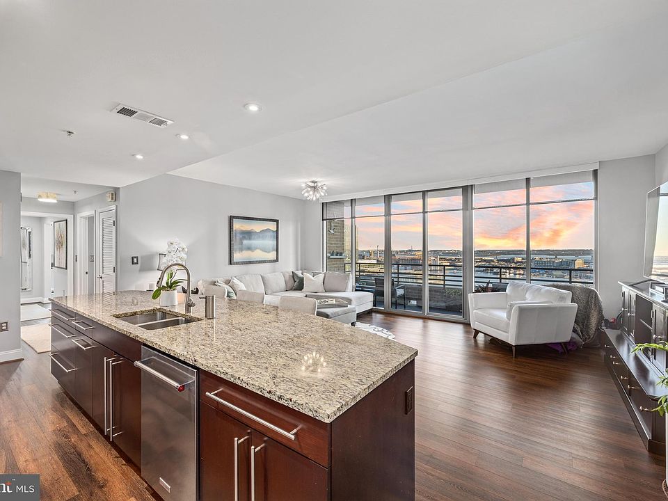 1st image of 675 President St Unit 2505