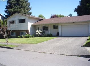 1124 NE 186th Dr, Portland, OR 97230