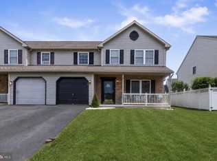 1013 Parkway Dr, Reading, PA 19605