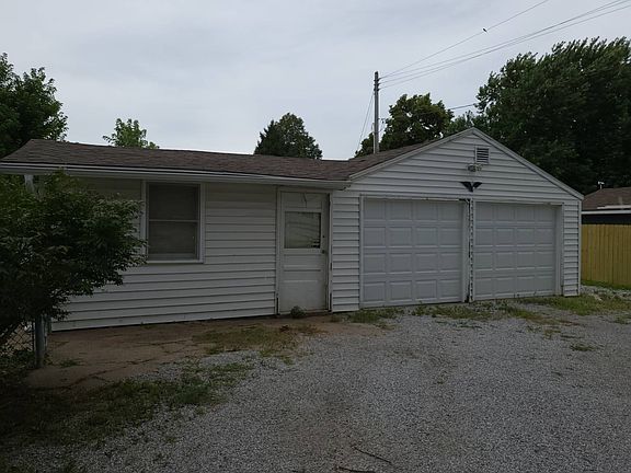 3rd image of 1012 M St