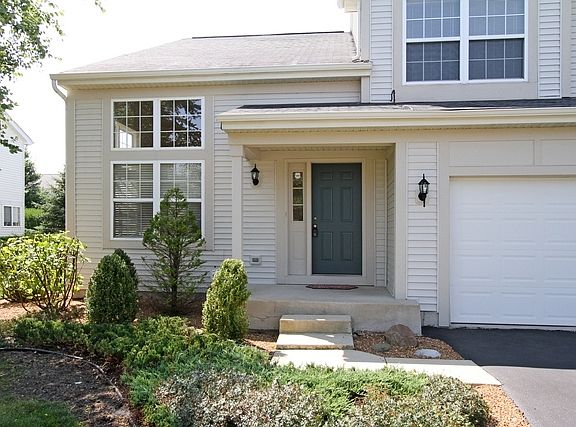 2nd image of 1647 N Seaton Ln