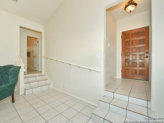 5th image of 8715 Star Creek Dr