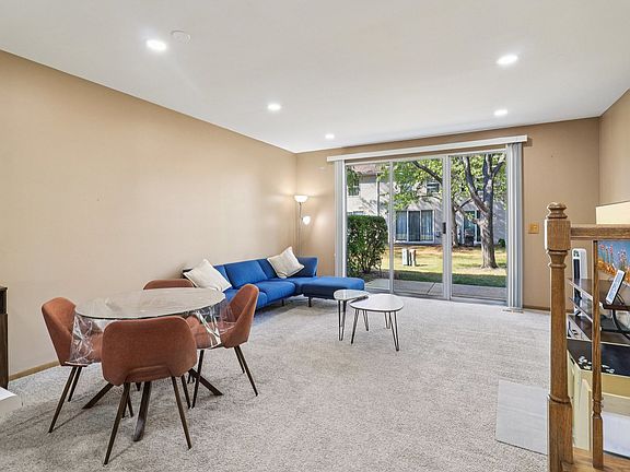 2nd image of 368 Glen Byrn Ct