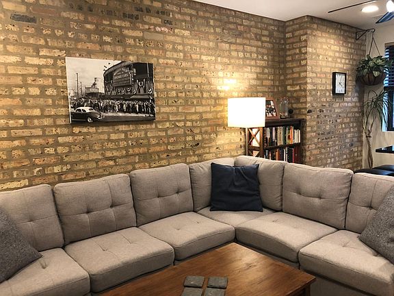 3rd image of 4820 N Hoyne Ave APT 1